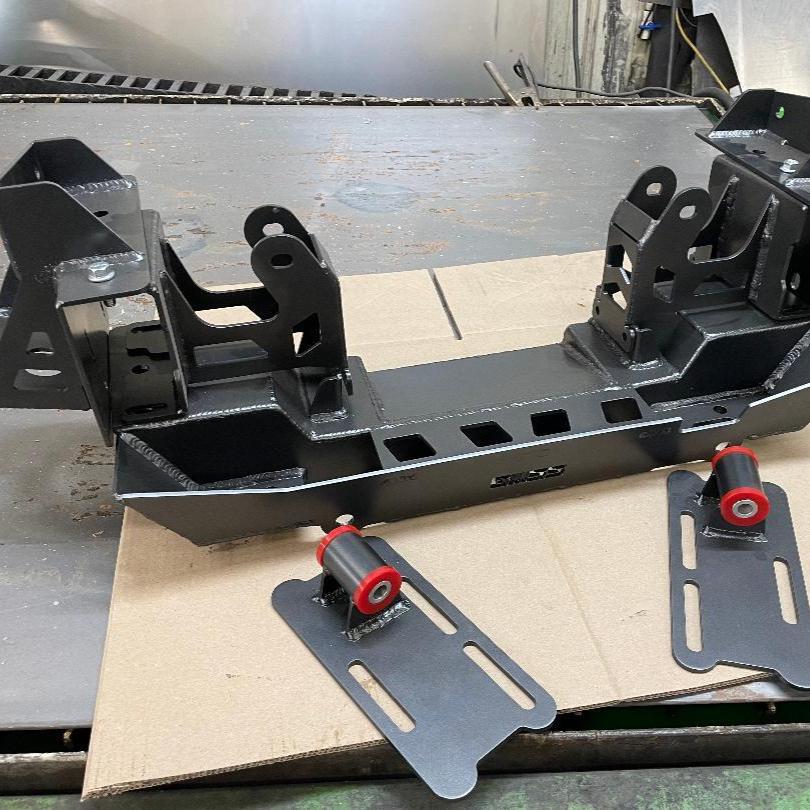 63-87 Dropped Air Bag Crossmember | GMSS