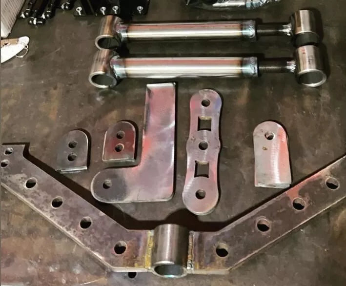 73-87 Weld On 4 Link Cantilever Kit + Watts Link | C20, C30