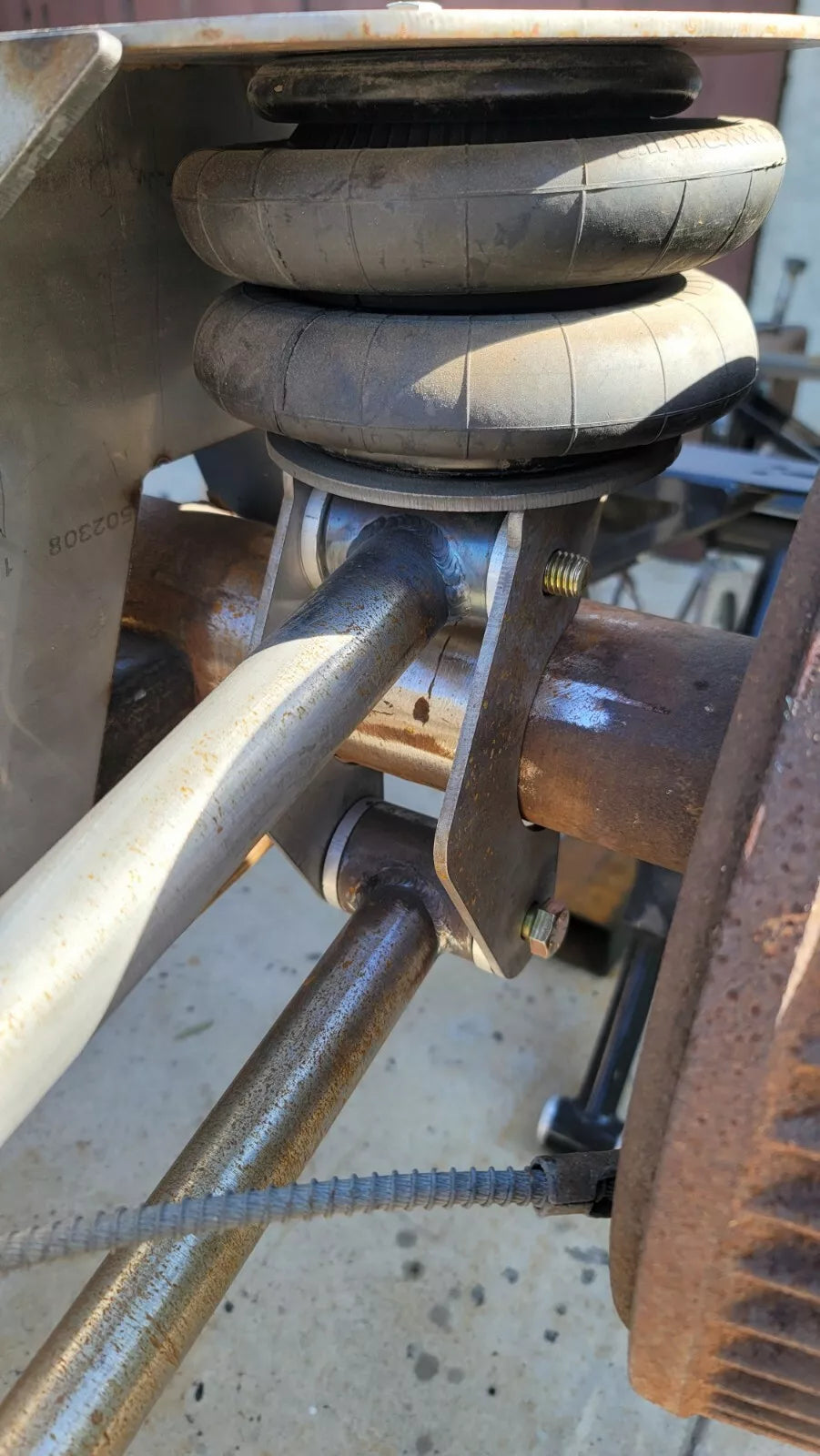 73-87 Weld On 4 Link + Over Axle Kit | C10, C20, C30