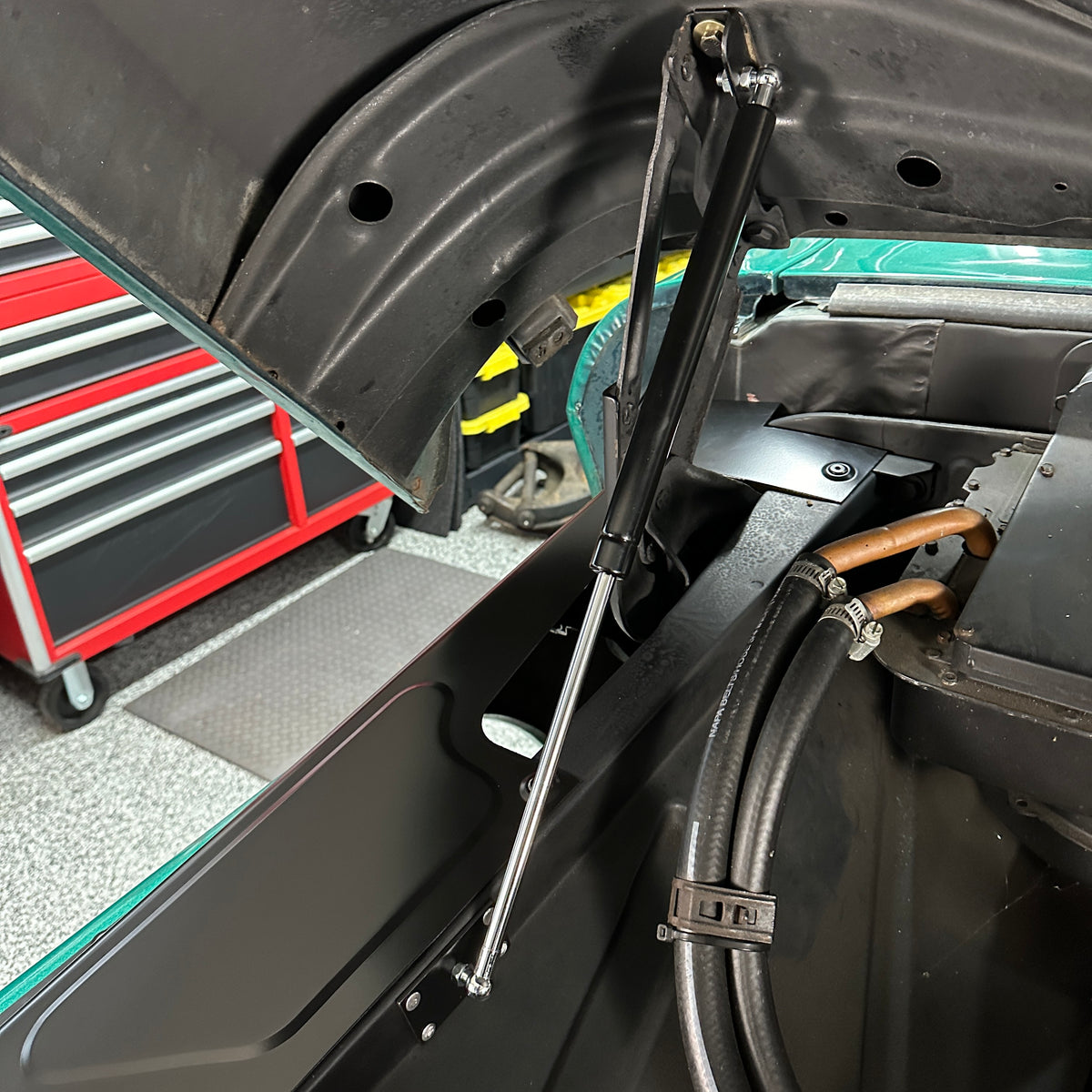 Simple Shocks - Budget Friendly Hood Support Kit – SIMPLE.C10