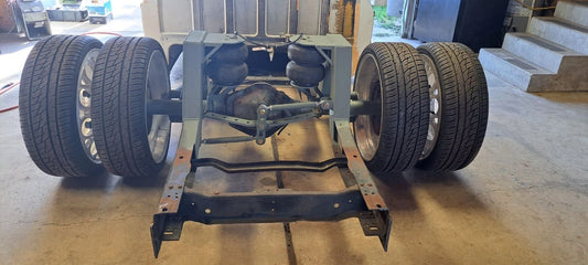 73-87 14 Bolt Over Axle Rear Kit  | C20, C30