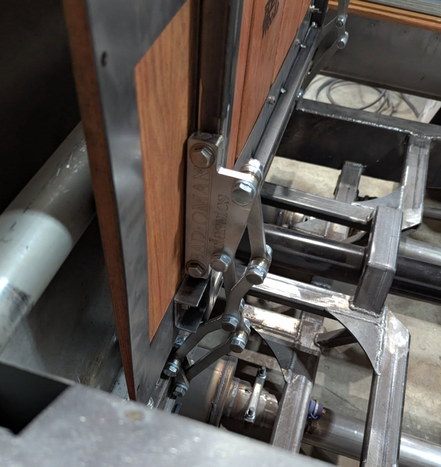 Tilt Bed Hinges | Zero Interference