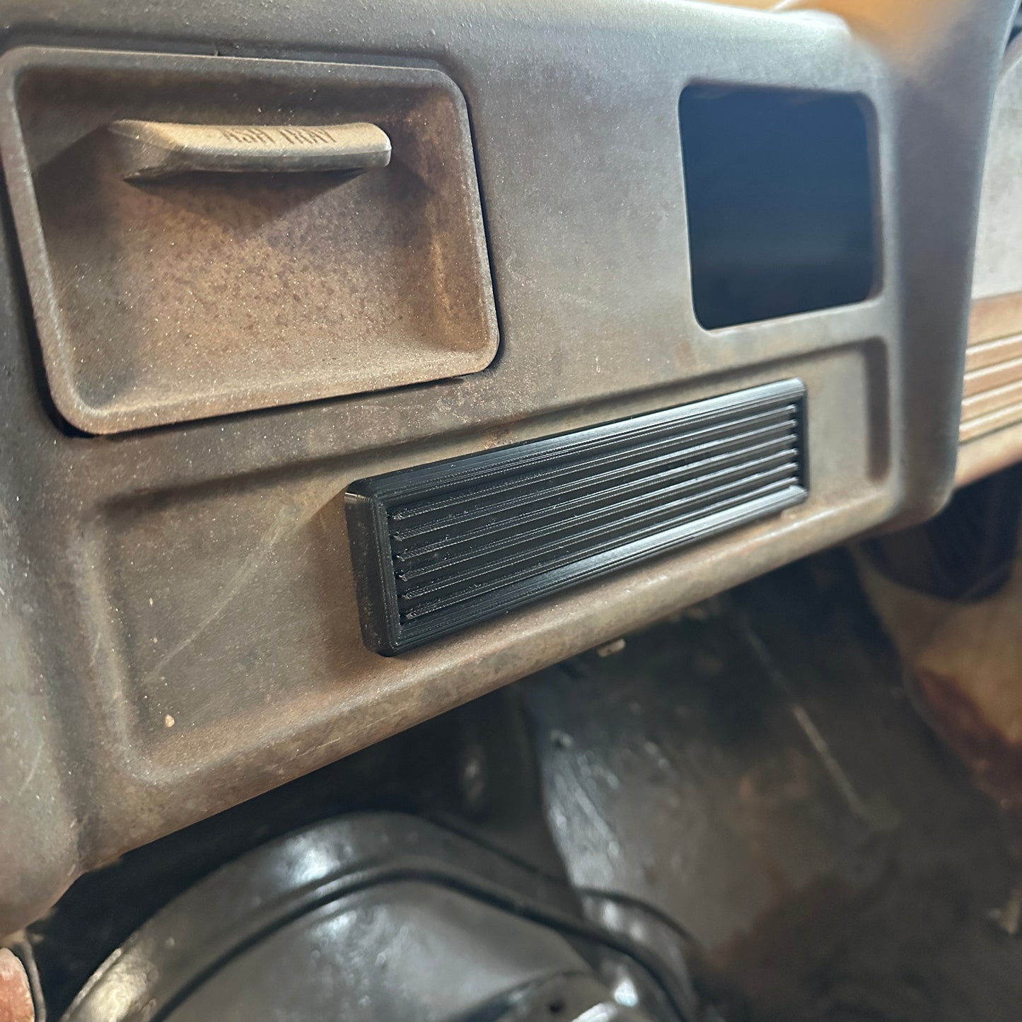 Radio Delete Panel | 60-66 (Preorder)